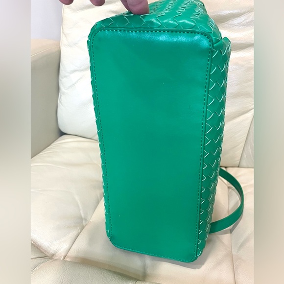 Anthropologie Faux Leather Woven Tote Crossbody Bag Green MSRP $100 - Picture 11 of 14